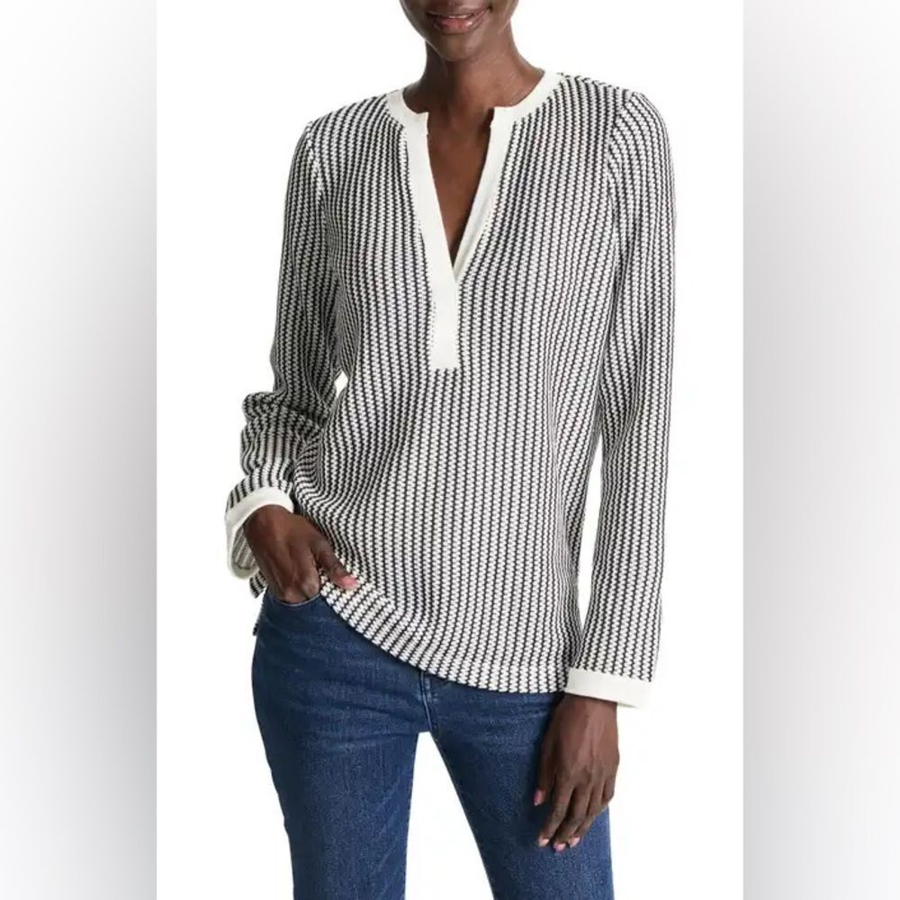 NEW NIC+ZOE Zigzag Split Neck Knit Top Black and White Knit Blouse S